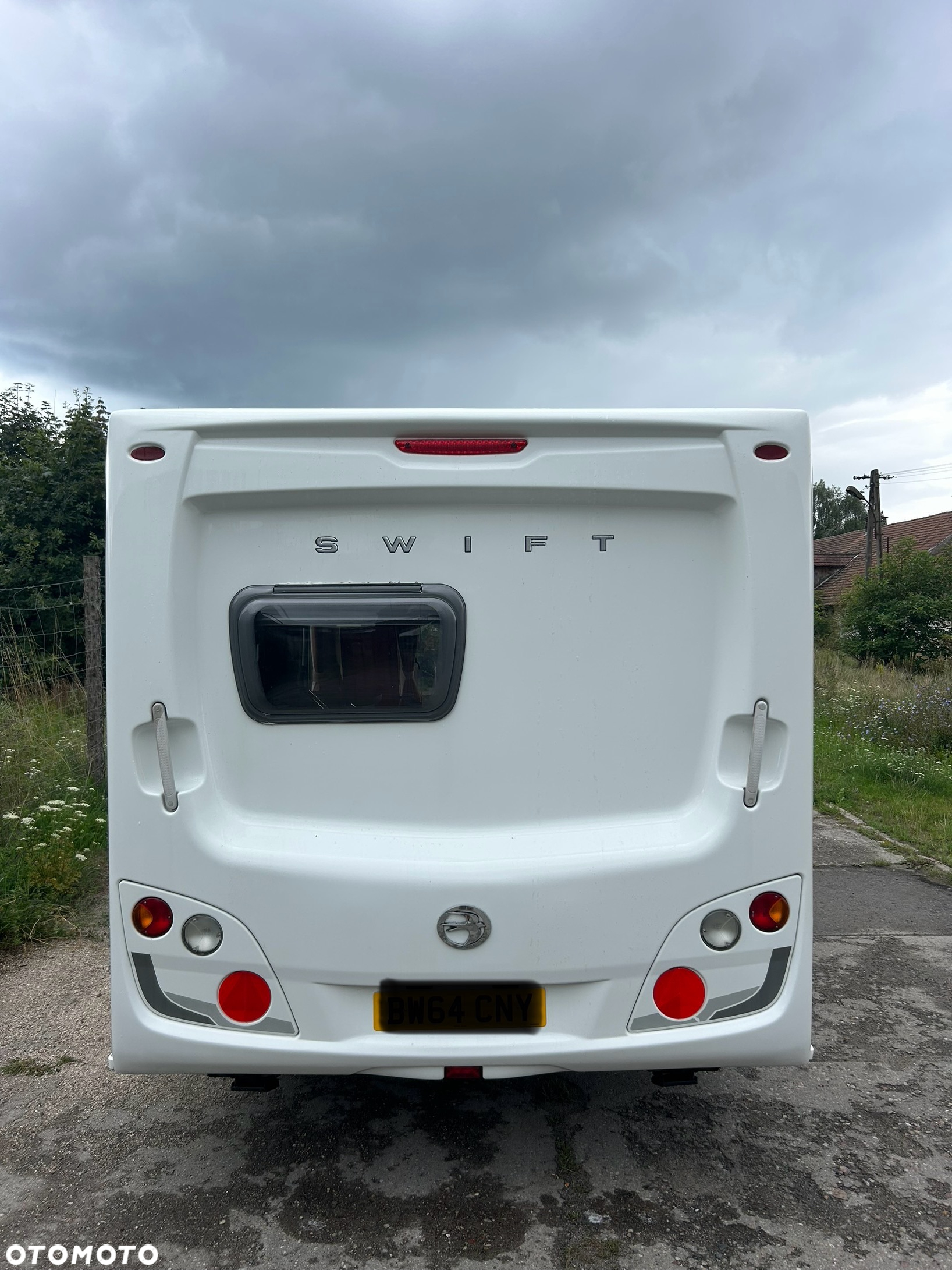 SWIFT Charisma 220 - 10