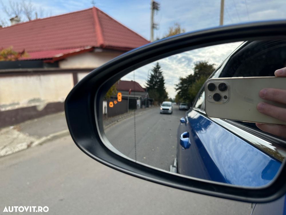 Kia Ceed - 32