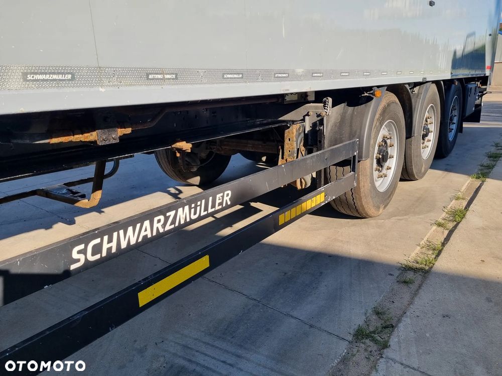 Schwarzmuller Ruchoma podłoga 92m3 Podłoga 10 mm 2018 rok - 8