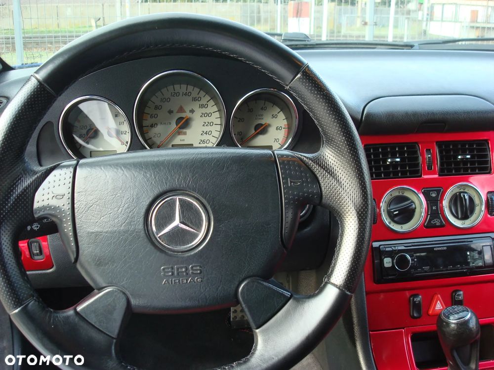 Mercedes-Benz SLK - 15