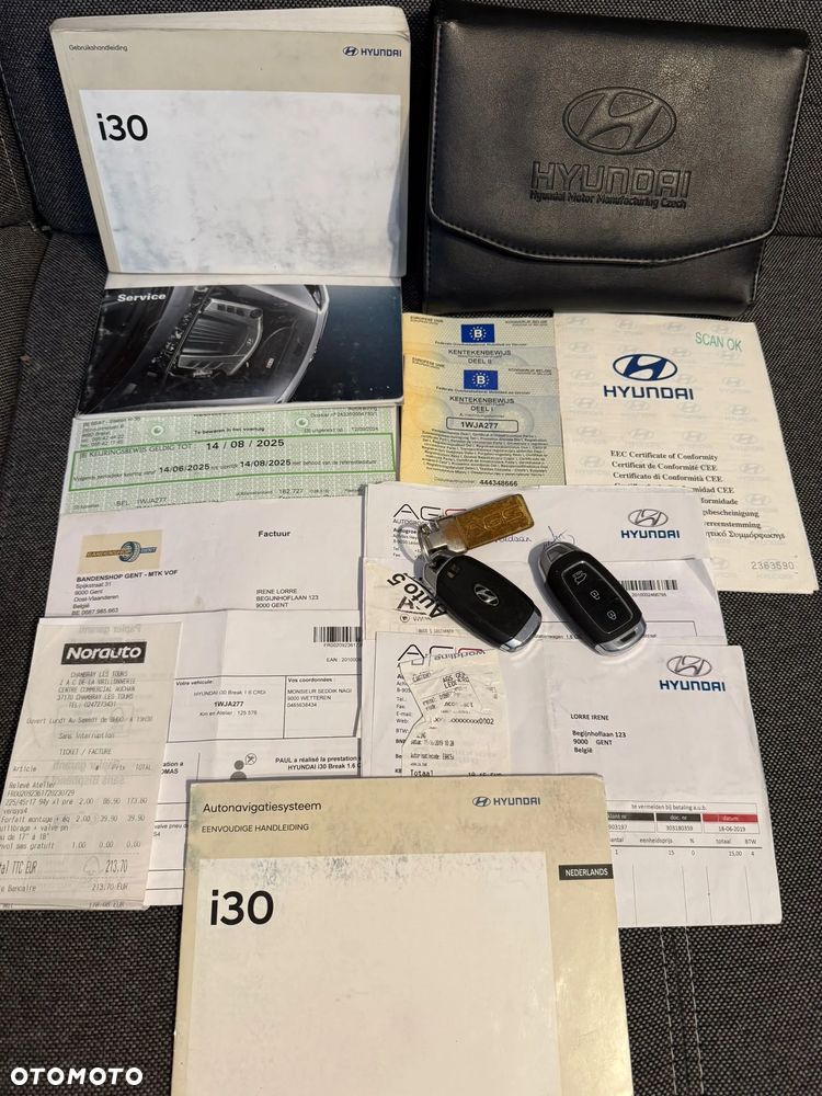 Hyundai i30 1.6 CRDi BlueDrive Premium DCT - 25