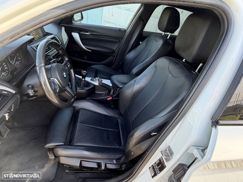 BMW 116 d Pack M - 11