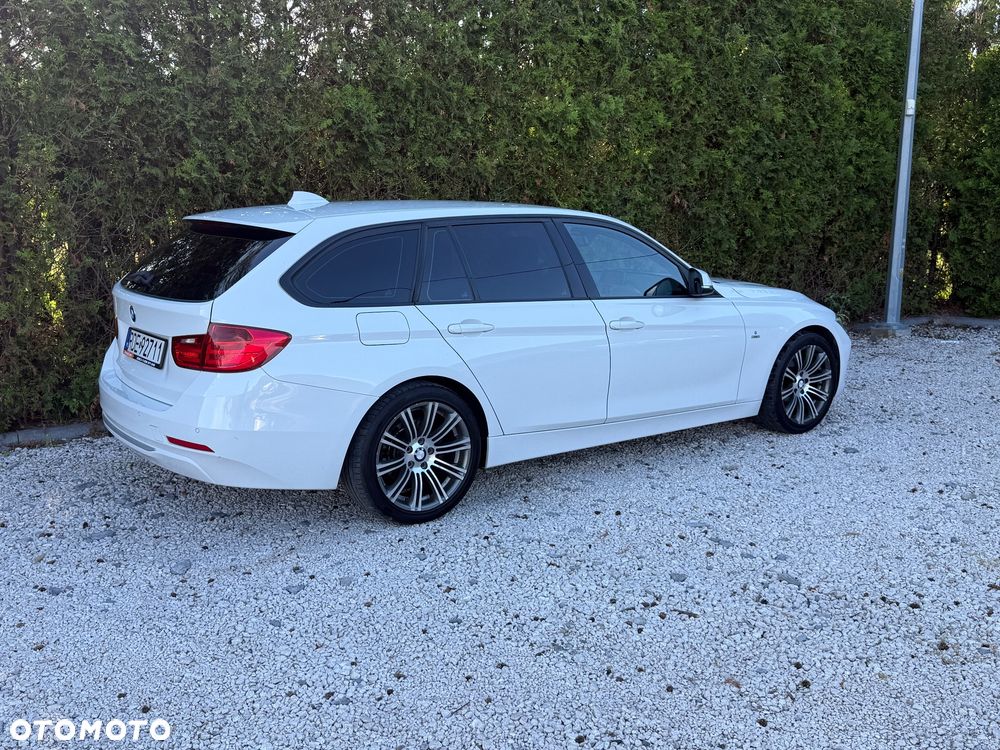 BMW Seria 3 318d Modern Line - 18