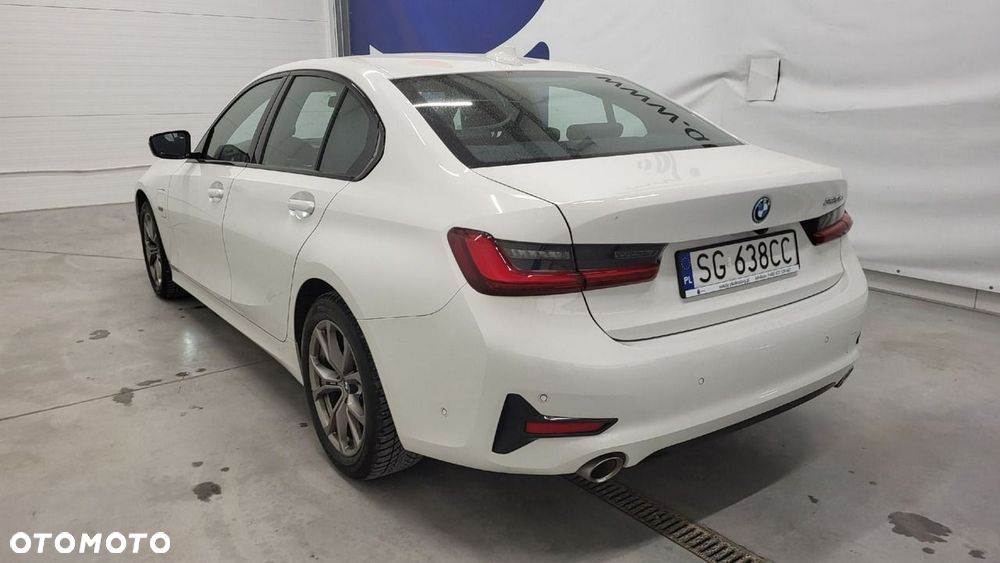 BMW Seria 3 - 8