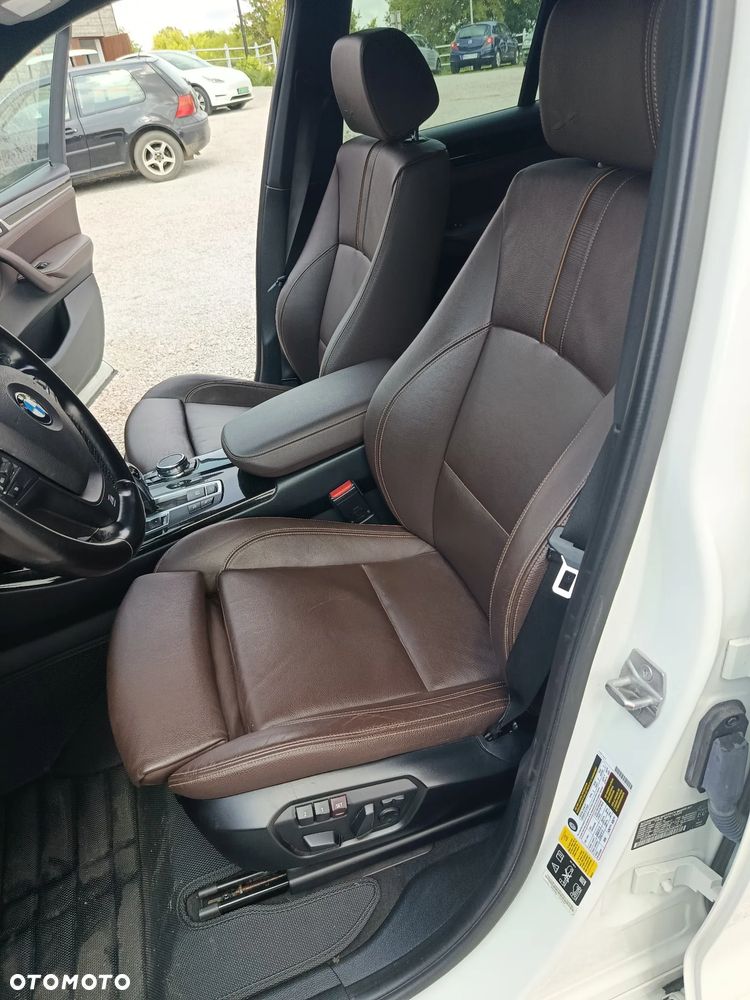 BMW X3 28i xDrive - 11