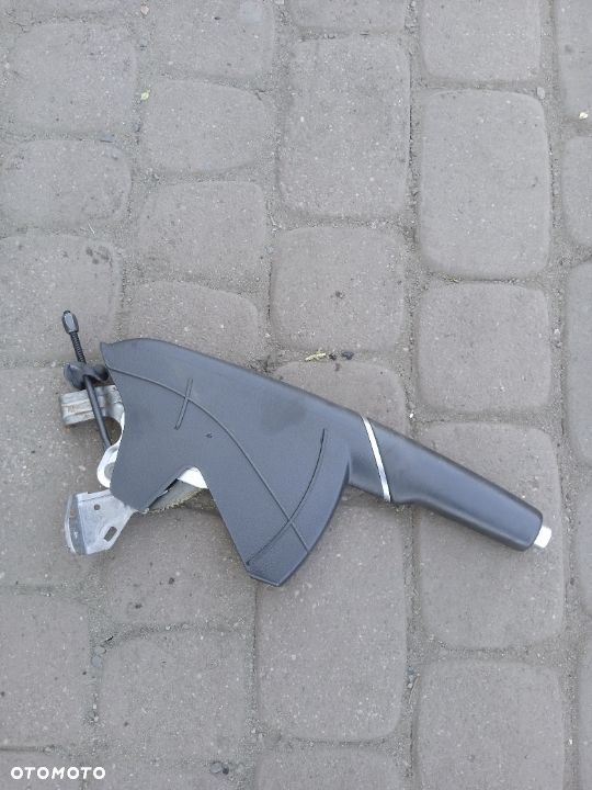 HAMULEC RĘCZNY AUDI A1 8X 10-18 1.6 TDI - 1