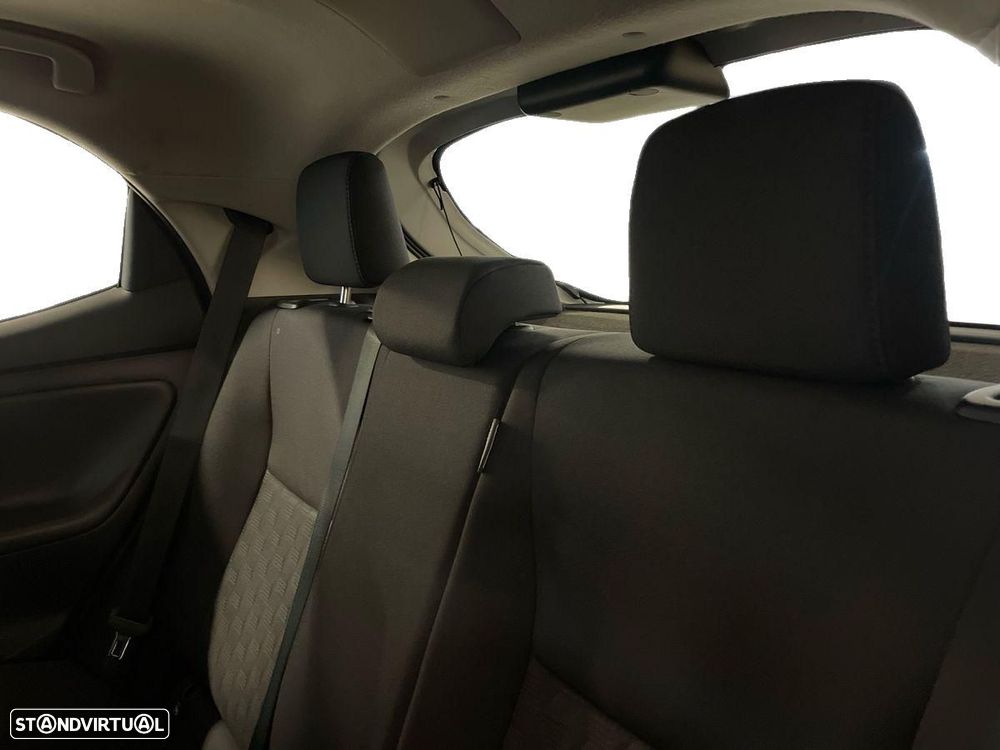 Toyota Yaris - 11