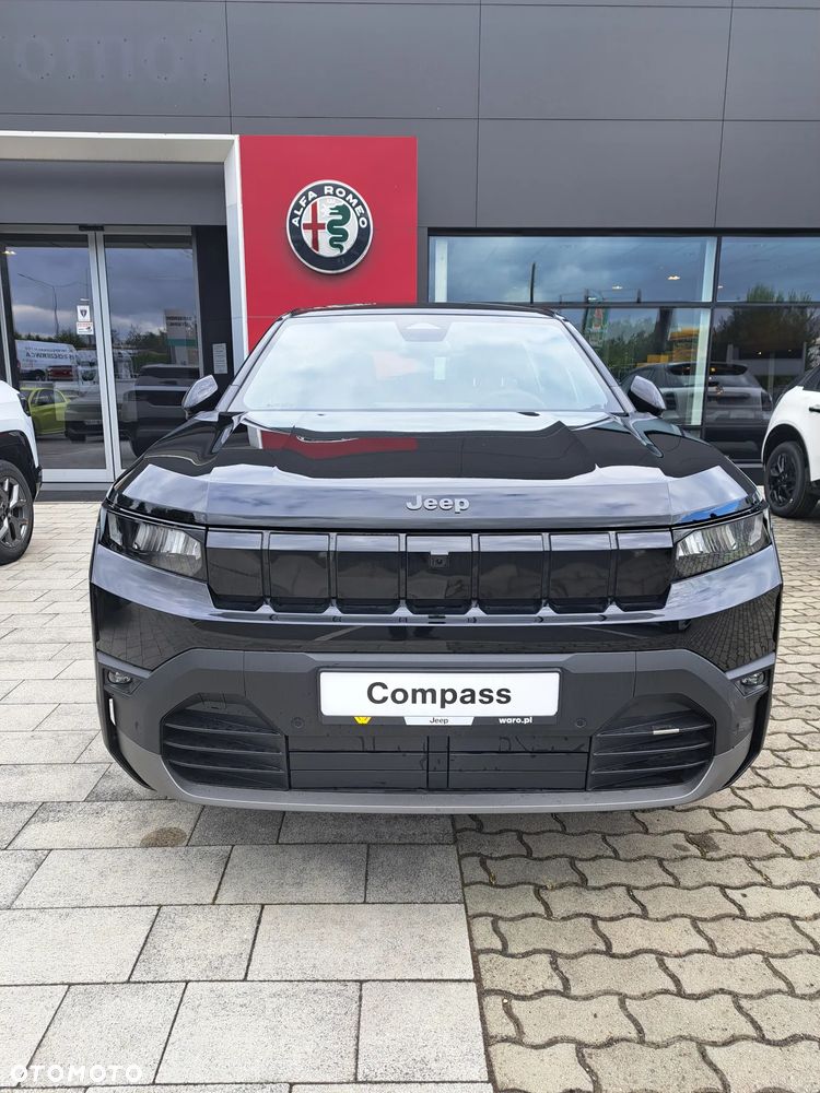 Jeep Compass 73.7kWh Altitude FWD - 10