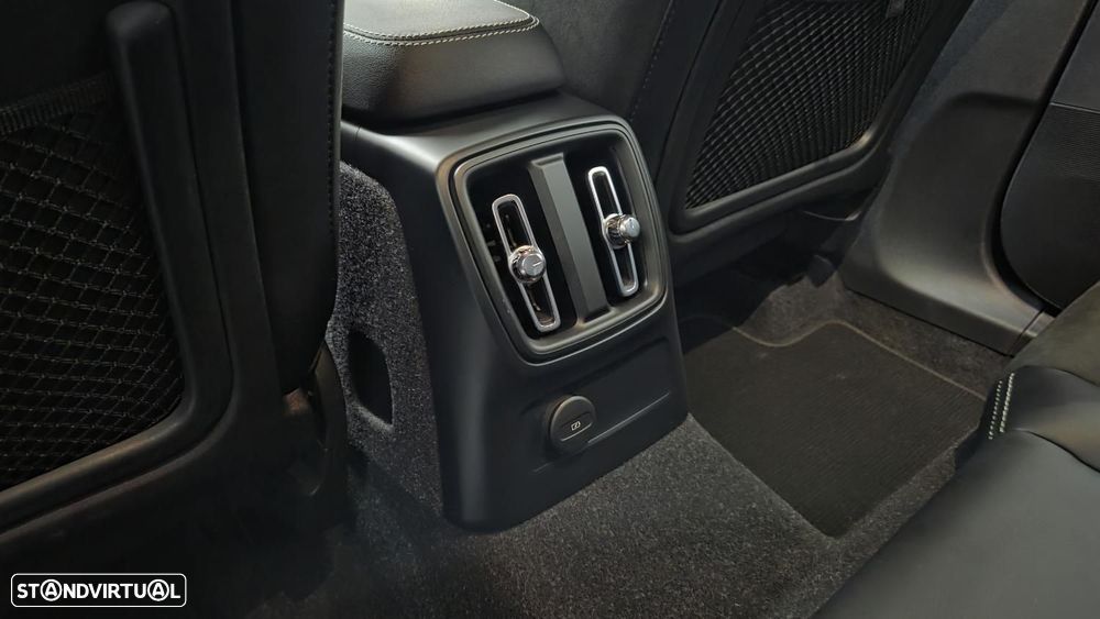 Volvo XC 40 1.5 T5 PHEV R-Design - 14