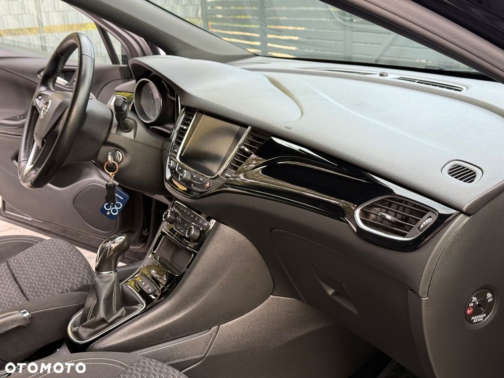 Opel Astra 1.4 T Dynamic - 19