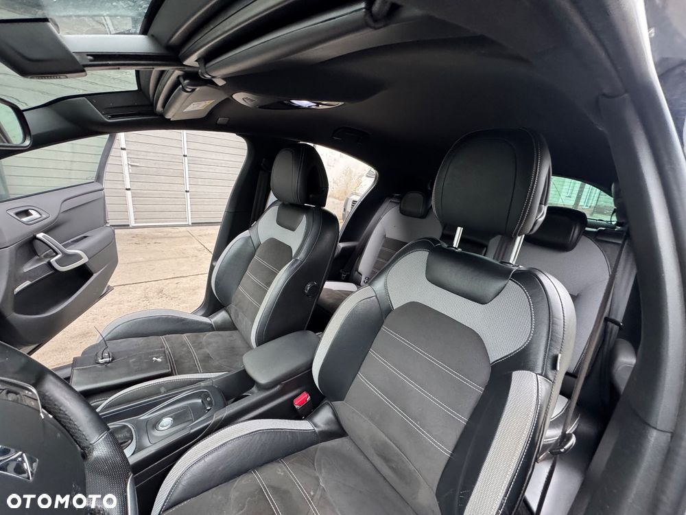 Citroën DS4 Cross 1.6 BlueHDi Be Chic S&S EAT6 - 21