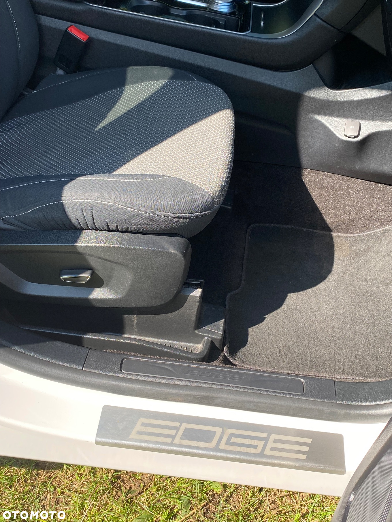 Ford Edge - 23