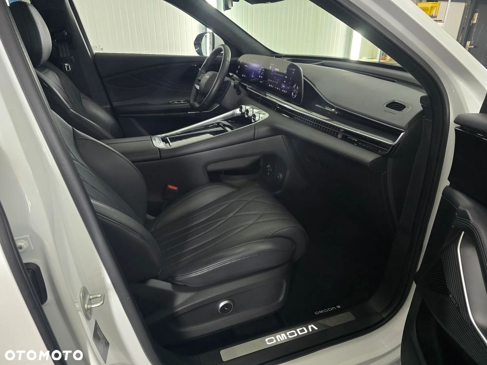 Omoda 9 1.5 Super Hybrid Exclusive AWD - 22