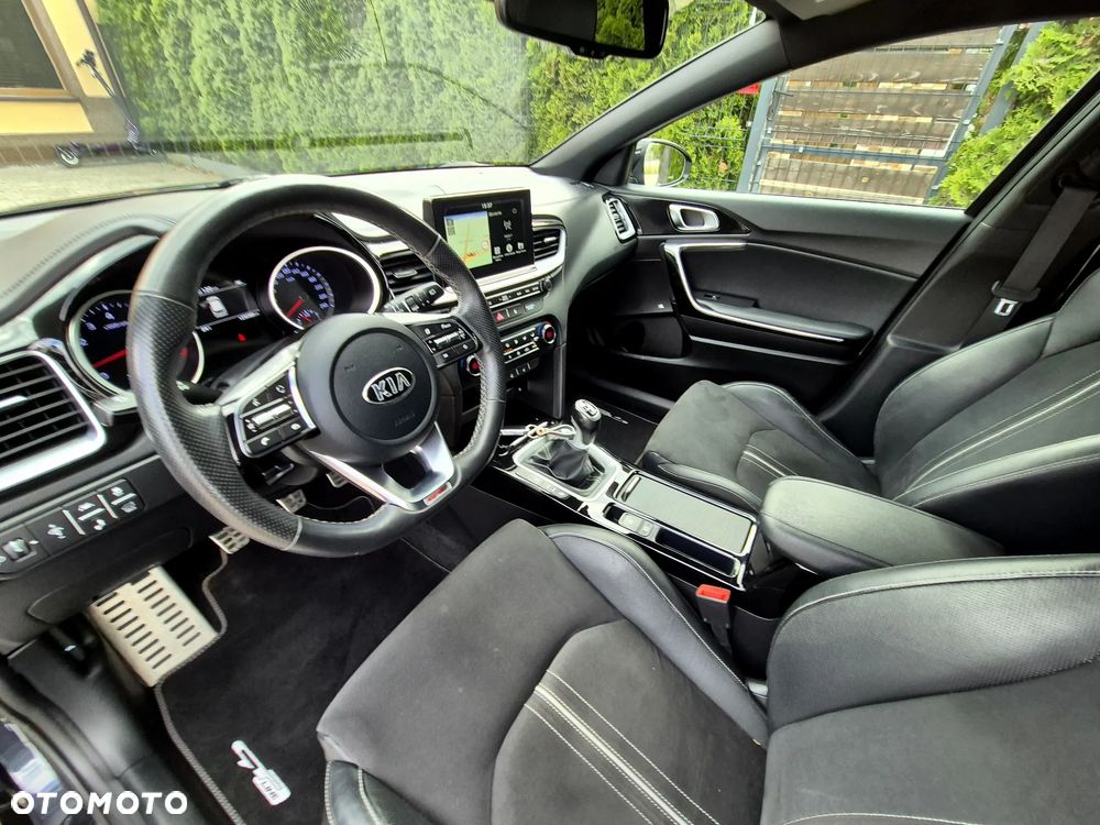 Kia Ceed 1.4 T-GDI OPF GT Line - 25