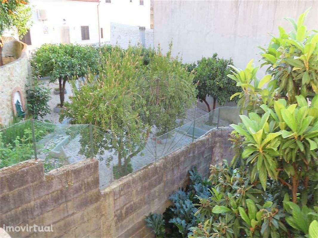 Moradia T1 para venda - Grande imagem: 2/27