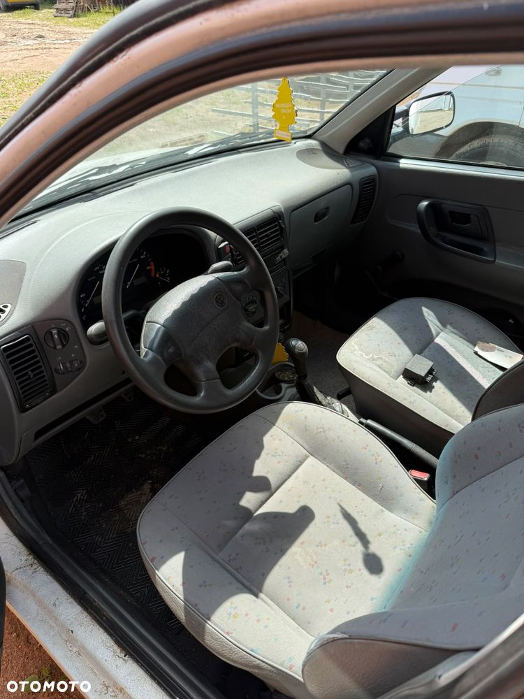 Volkswagen Caddy Mixt - 6