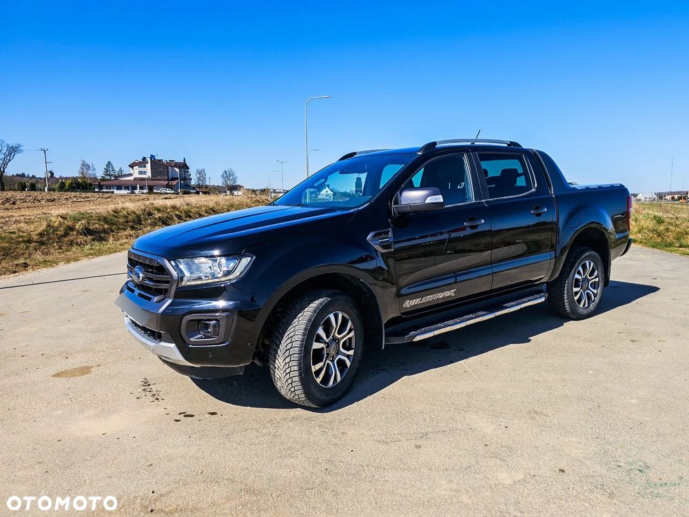 Ford Ranger ver-2-0-ecoblue-4x4-dc-wildtrak - 2
