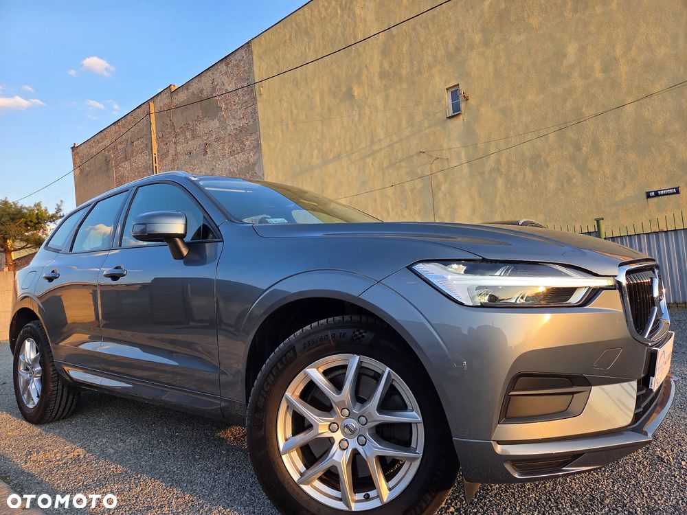 Volvo XC 60 T4 Momentum - 5