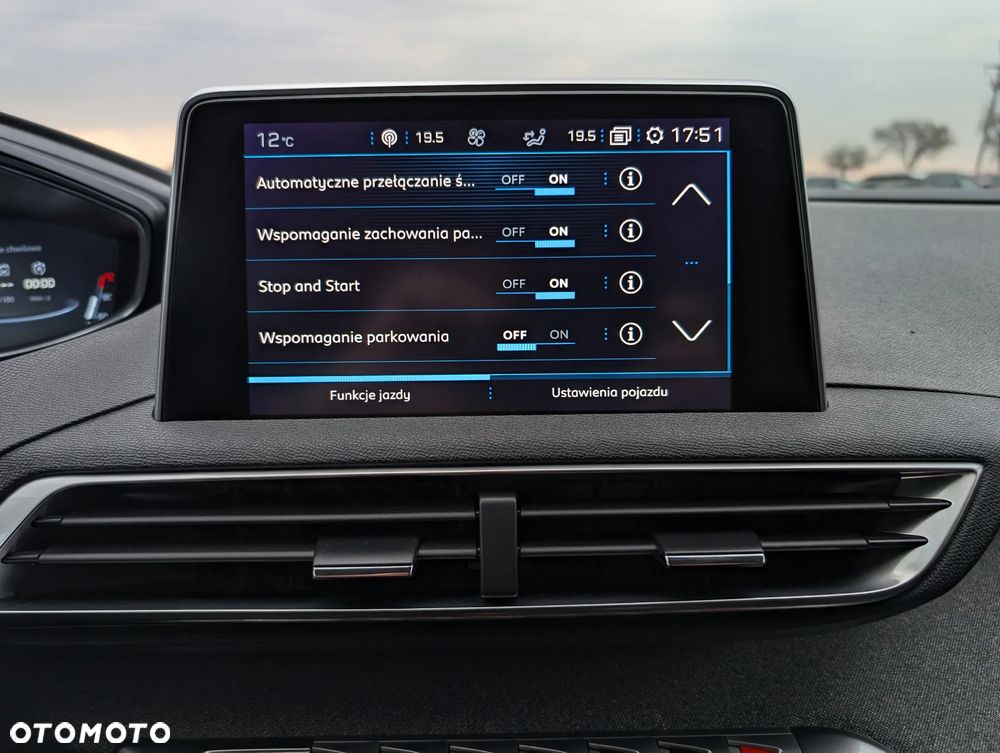 Peugeot 3008 PureTech 130 Stop & Start GPF Allure - 27