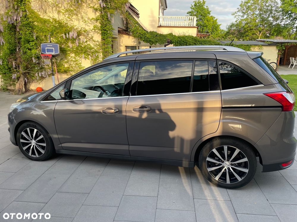 Ford Grand C-MAX - 14