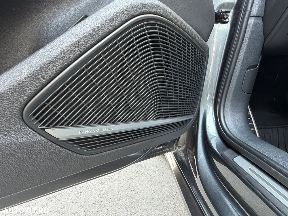 Audi A4 Limuzina 2.0 TFSI ultra S tronic Sport - 9