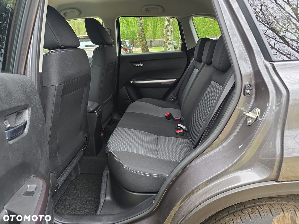 Suzuki Vitara 1.4 Boosterjet mHEV Premium Plus 2WD - 11