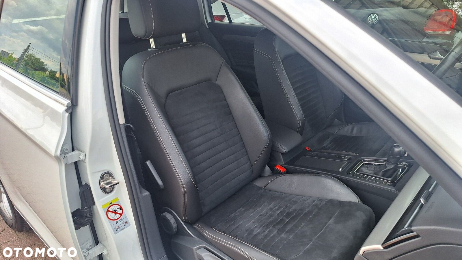 Volkswagen Passat 2.0 TDI EVO Elegance DSG - 17