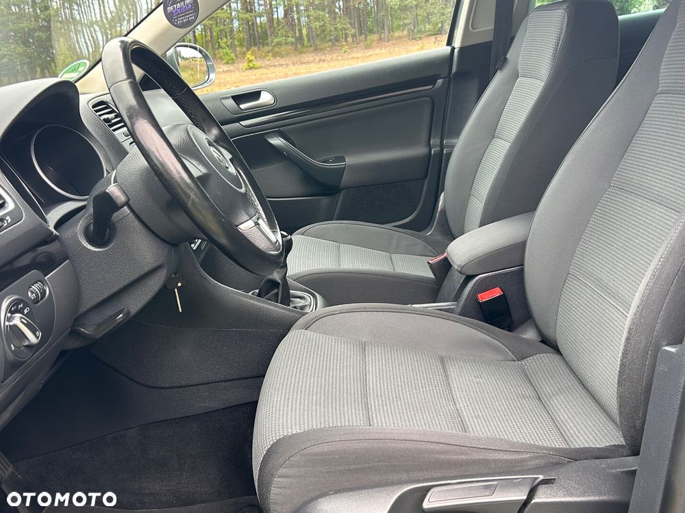 Volkswagen Golf 1.6 TDI DPF Comfortline - 16
