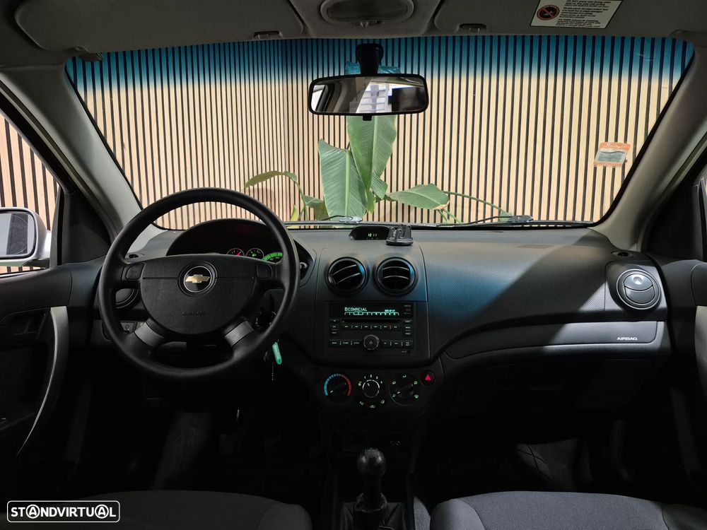 Chevrolet Aveo 1.2 LS - 19