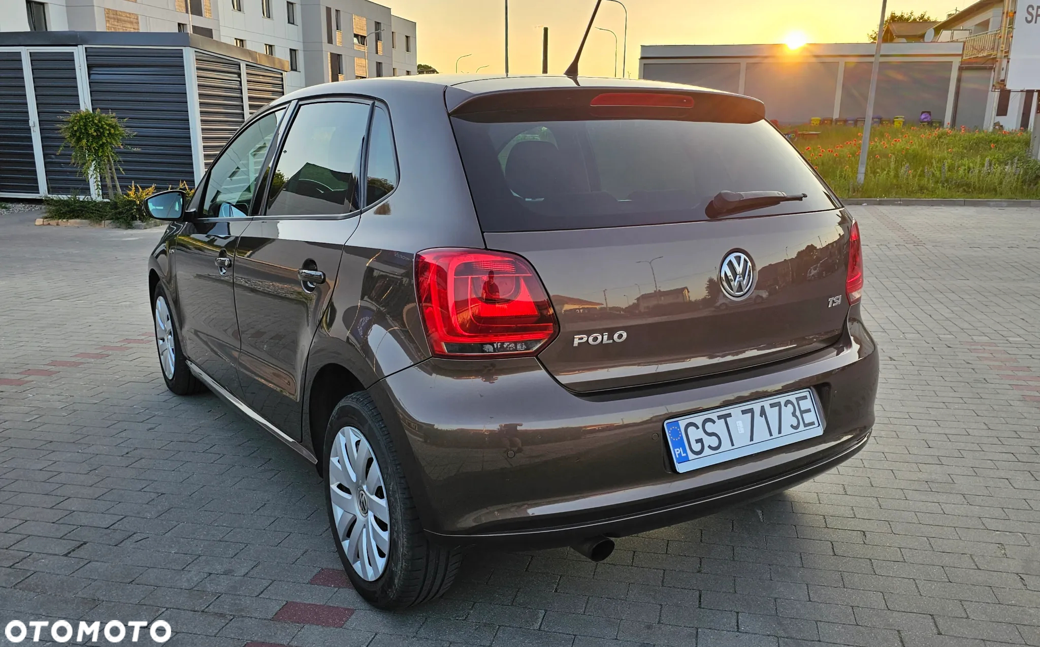 Volkswagen Polo 1.2 TSI Life - 5