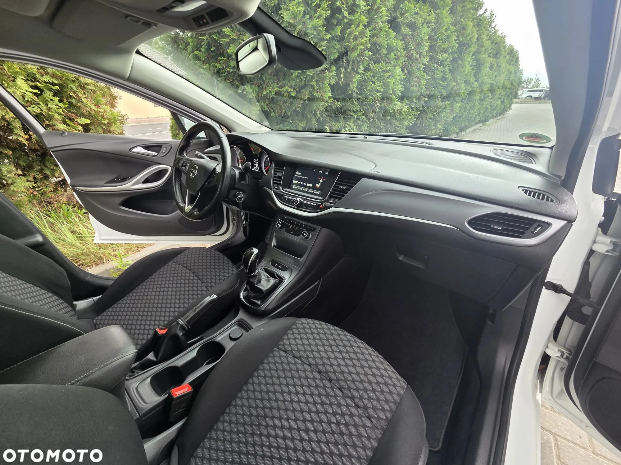 Opel Astra 1.4 Turbo Start/Stop Edition - 35