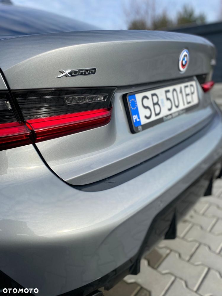 BMW Seria 3 330i xDrive M Sport sport - 16