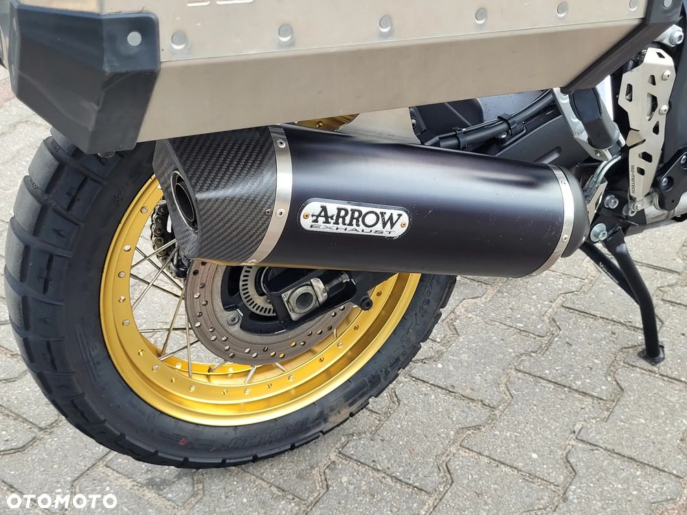 Suzuki V-STROM - 19