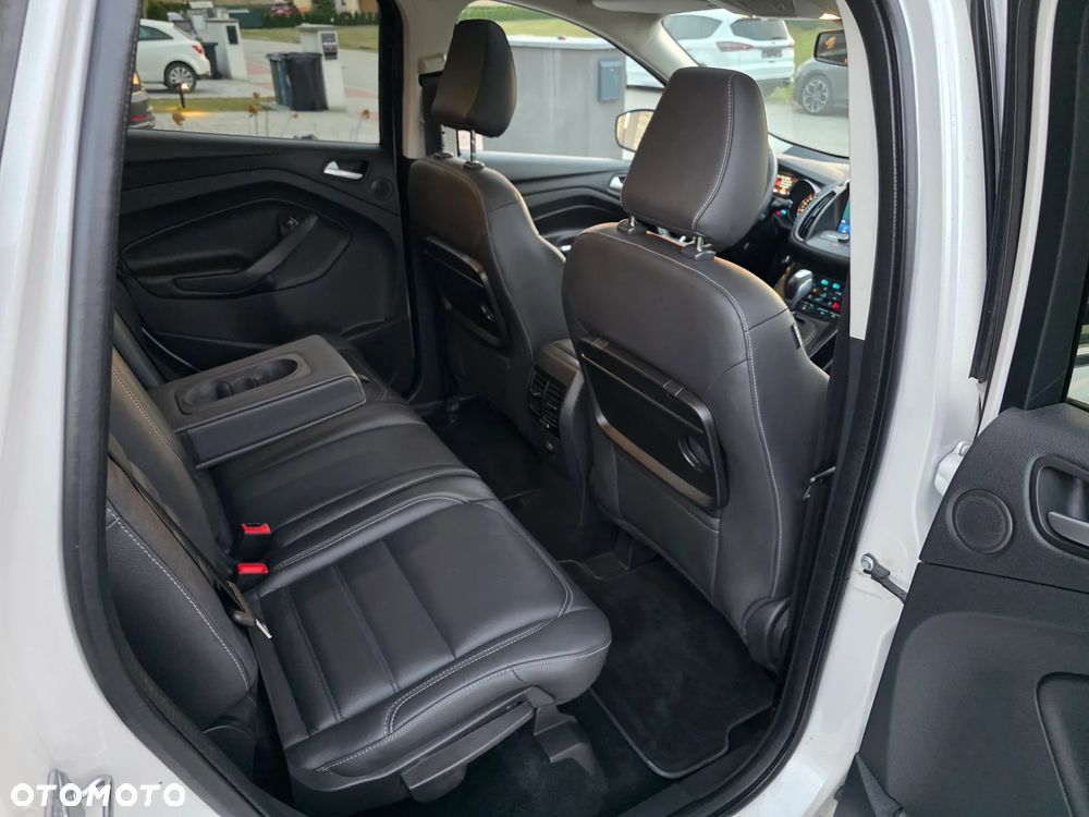 Ford Kuga 2.0 TDCi 4x4 Titanium - 12