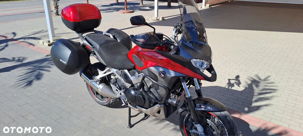 Honda VFR - 3