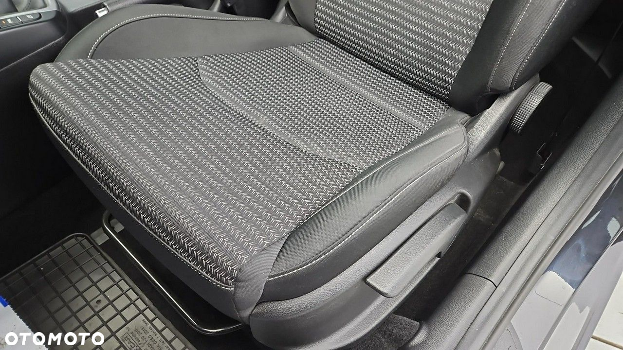Kia Ceed 1.5 T-GDI M - 12