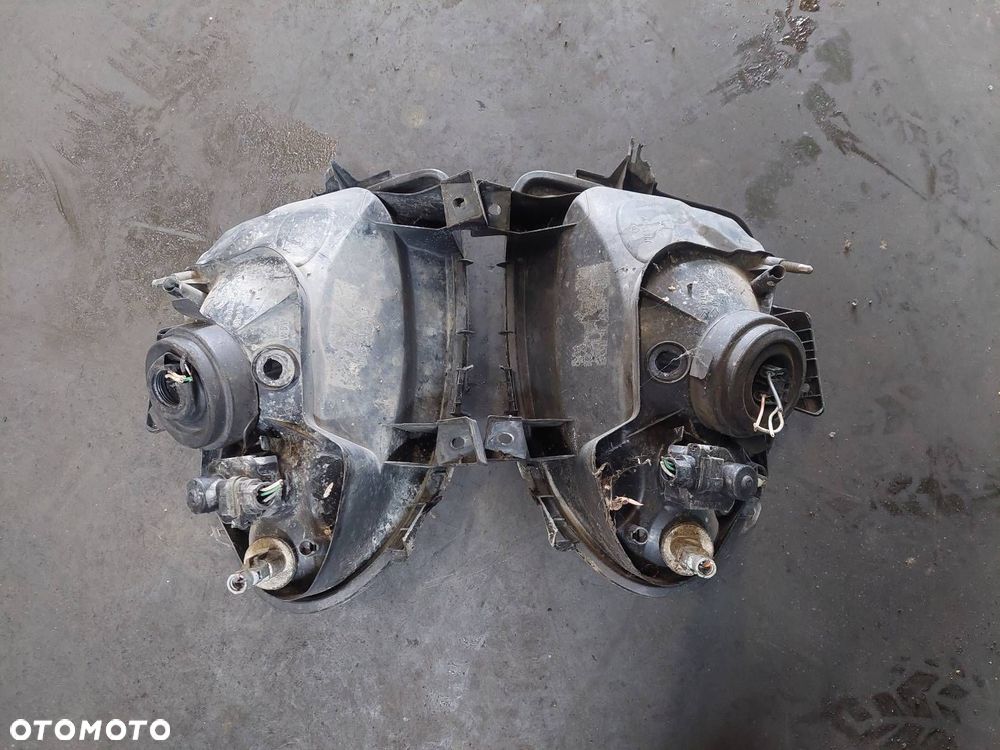 KOMPLETNY PRZÓD ZDERZAK LAMPY BŁOTNIKI GRIL RENAULT CLIO II Phase I MV408 - 3