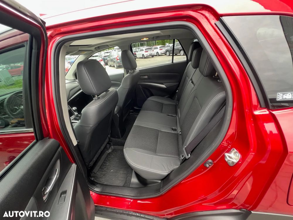 Suzuki S-Cross 1.4 Boosterjet MHEV Luxus - 13