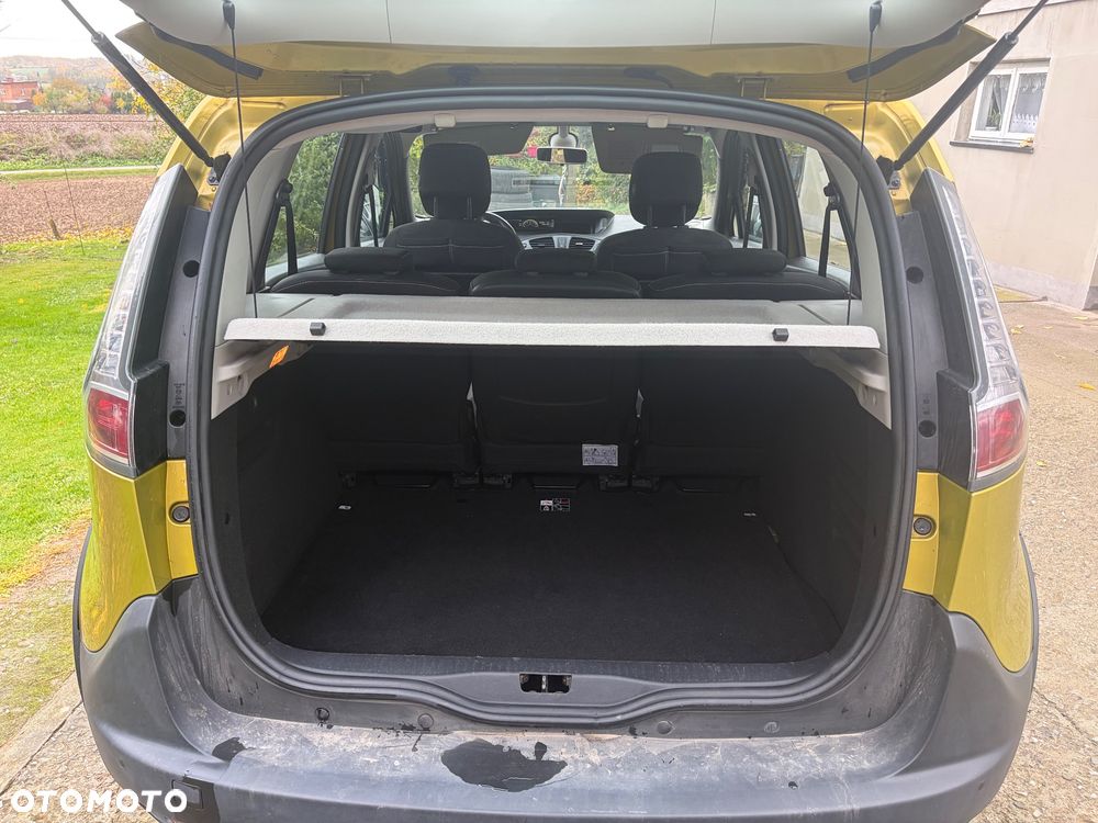 Renault Scenic - 11