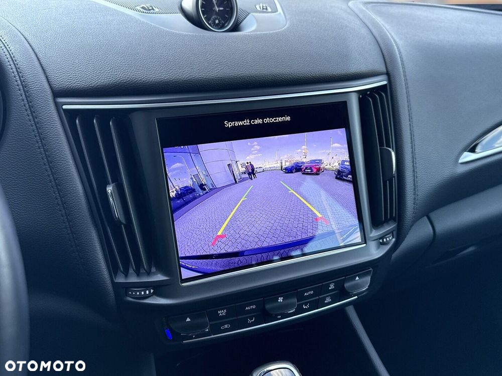 Maserati Levante - 21