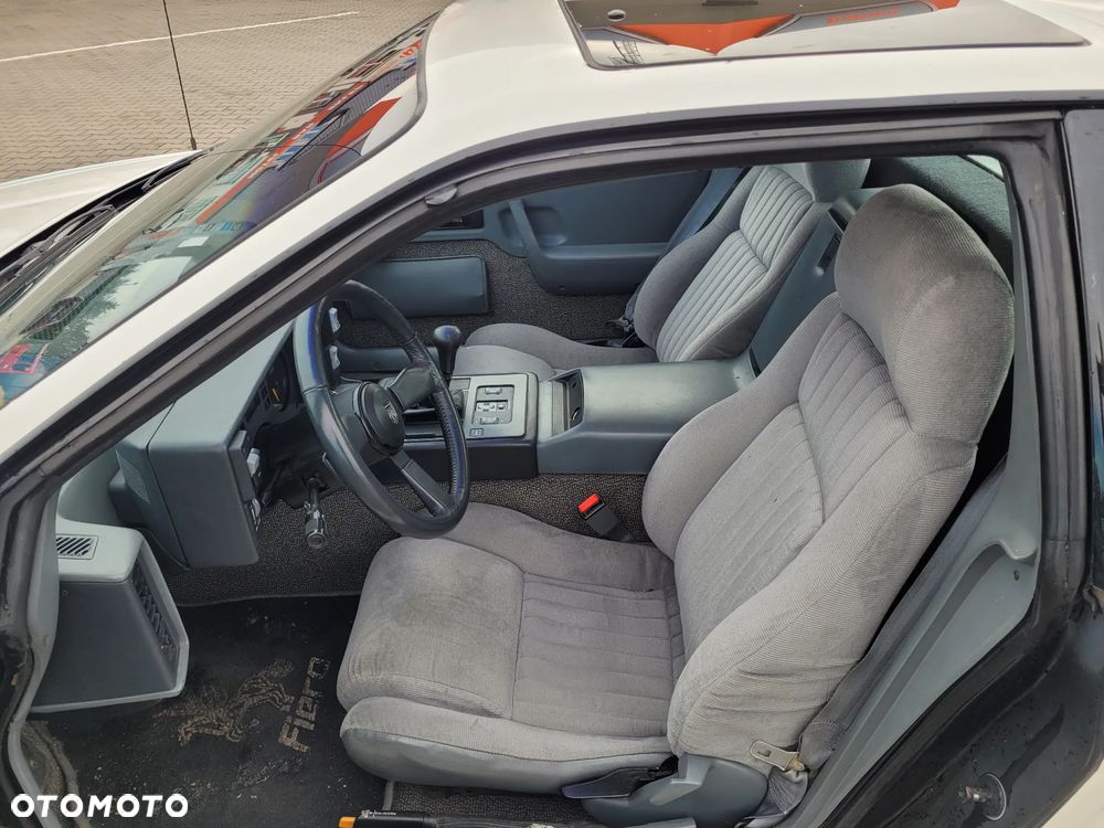 Pontiac Fiero GT - 7