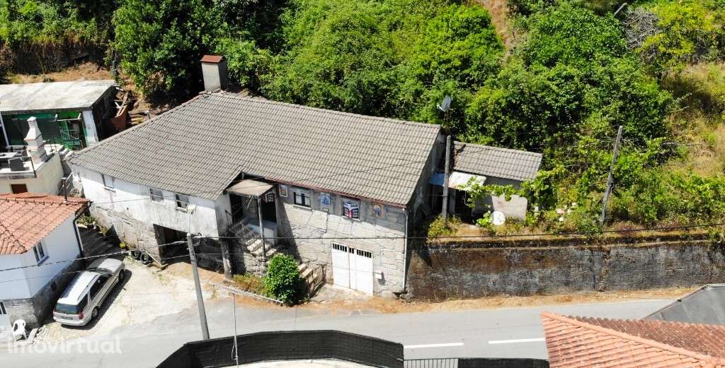 Moradia V4 c/ Terreno - Mosteiro - Grande imagem: 2/39