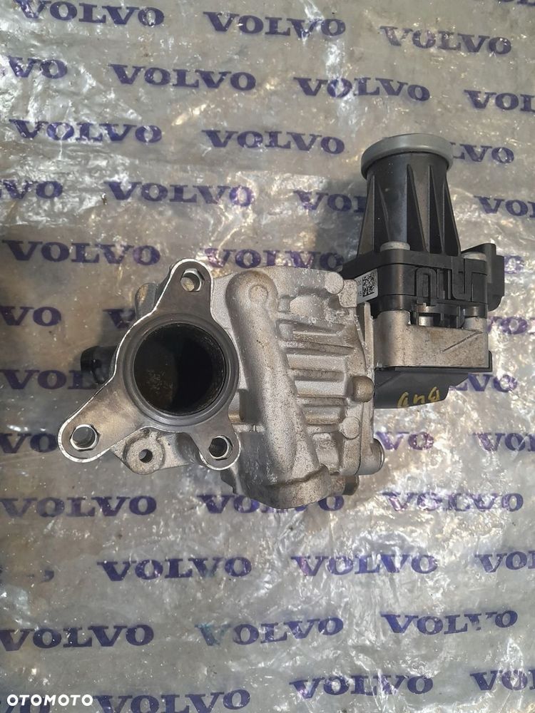 ZAWÓR EGR 32242452 VOLVO XC60 II 2.0 B4D 2022R MILD HYBRID W-WA - 1