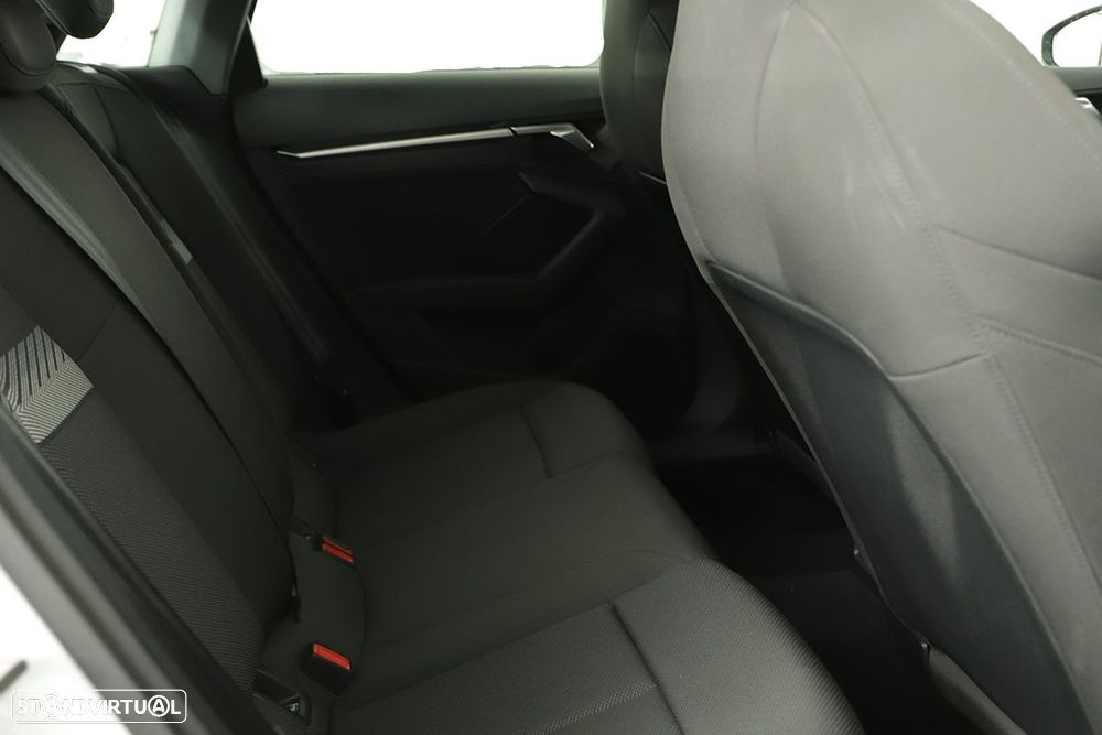 Audi A3 Sportback 30 TFSI Advanced S tronic - 20