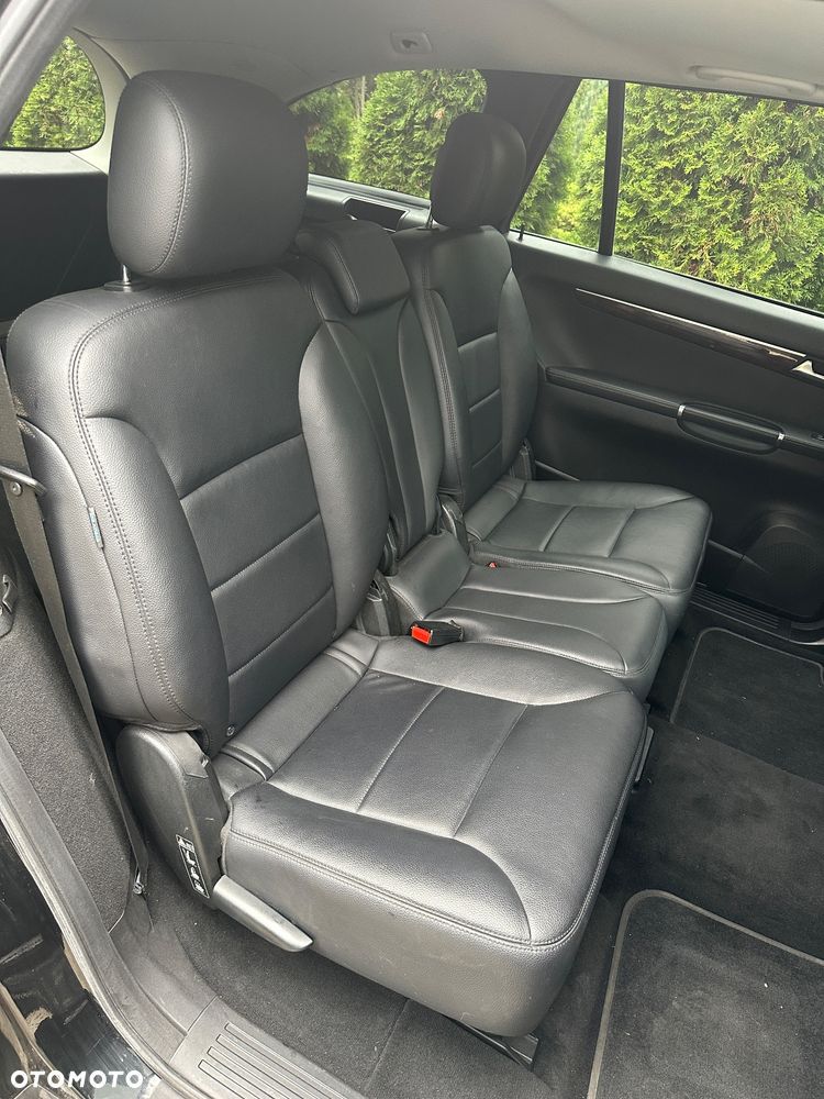 Mercedes-Benz Klasa R 350 CDI L 4Matic 7G-TRONIC DPF - 29