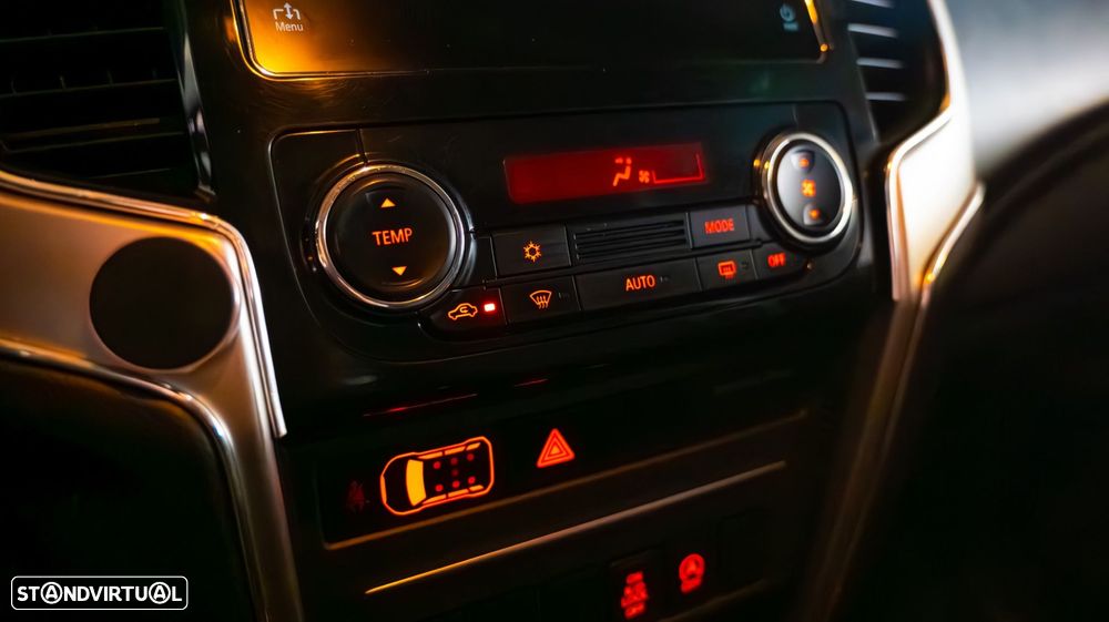 Mitsubishi L200 2.3 DI-D Strakar CD Intense 4WD - 16