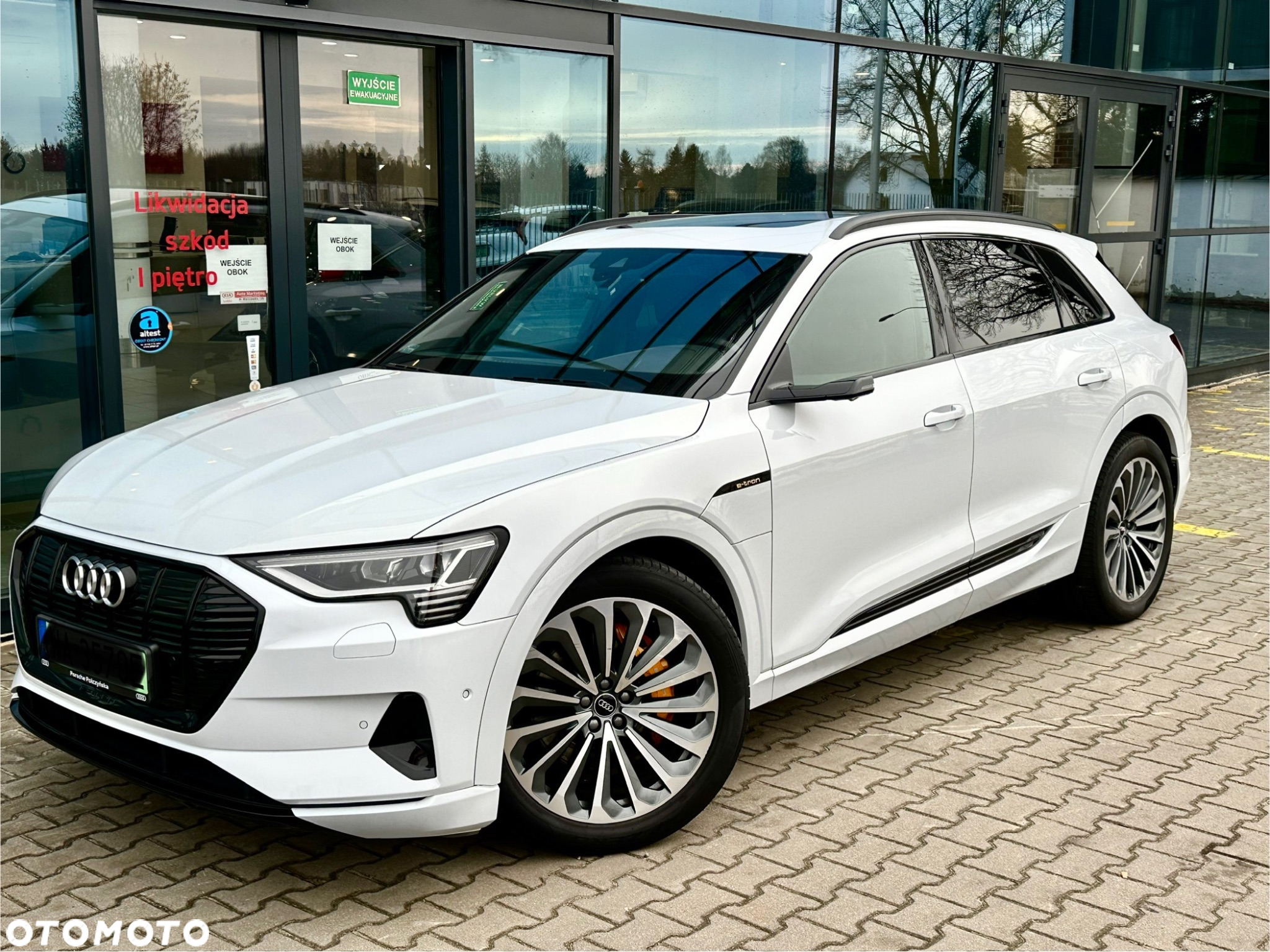 Audi e-tron 55 Quattro S Line - 25