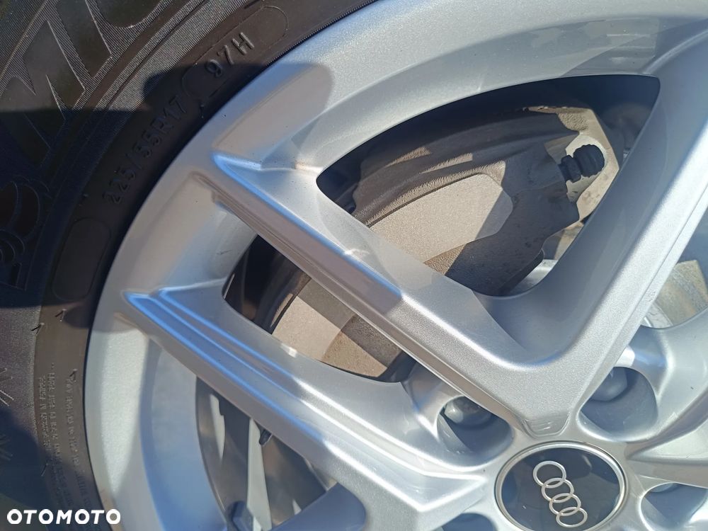 Audi A4 Avant 2.0 TDI S tronic quattro - 36