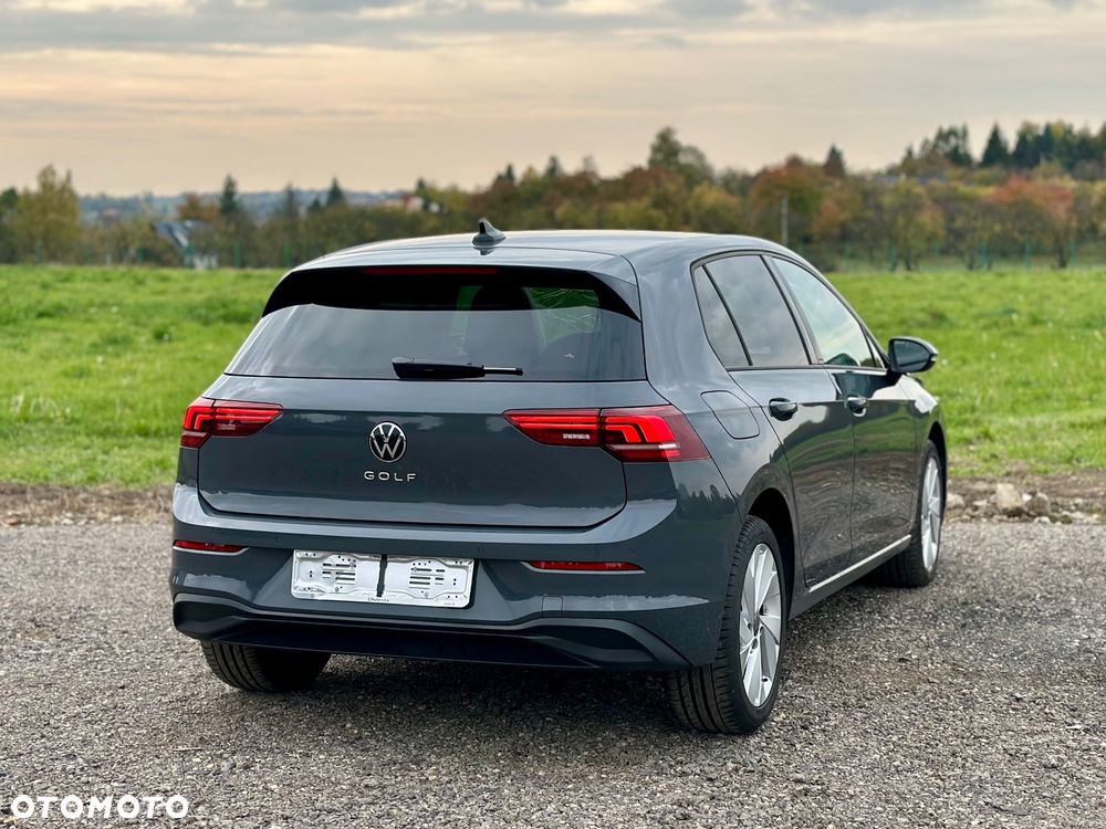 Volkswagen Golf - 15
