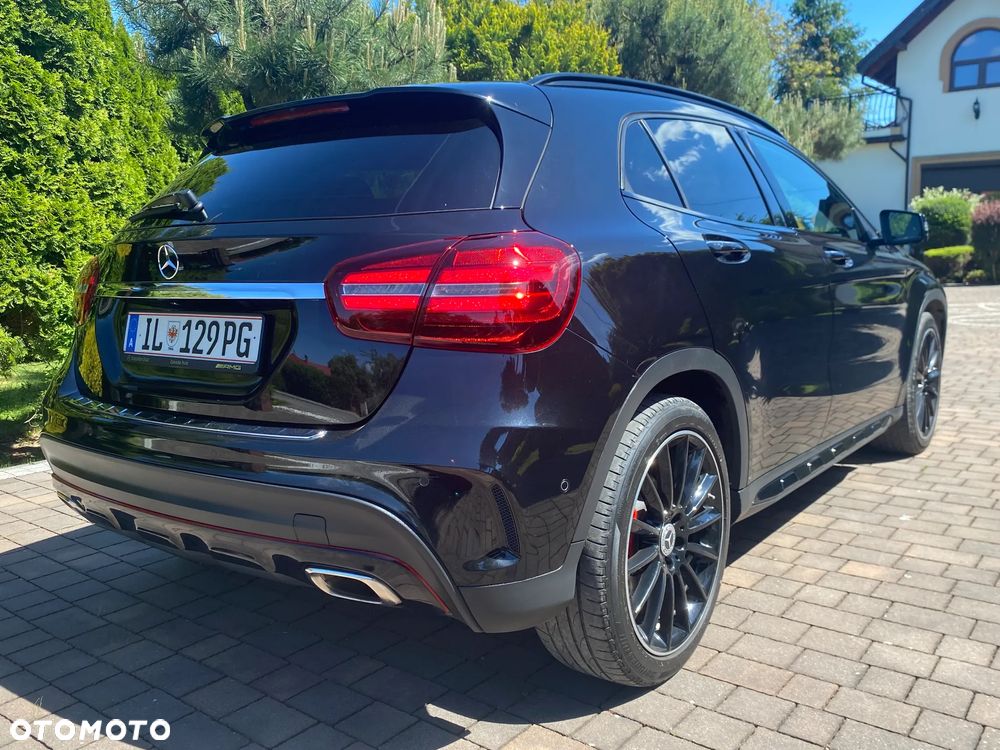 Mercedes-Benz GLA 200 AMG Line - 8